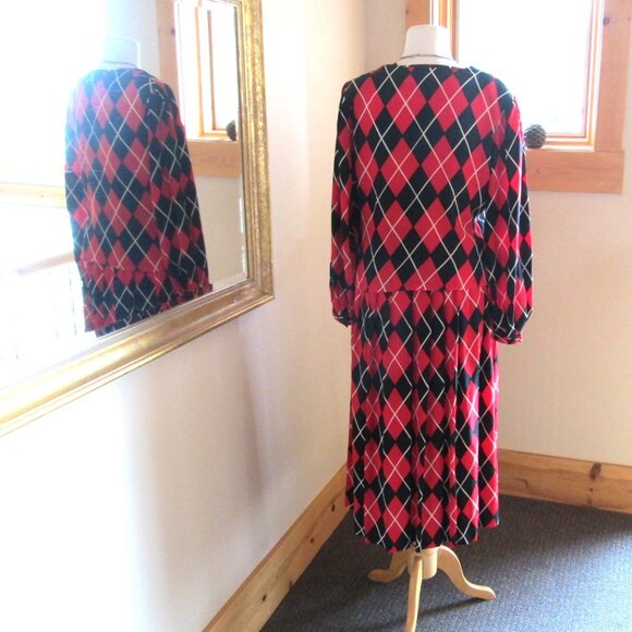 Size 8 Kevan Hall Couture 100% Silk Black and Red Skirt Suit - Picture 5 of 13